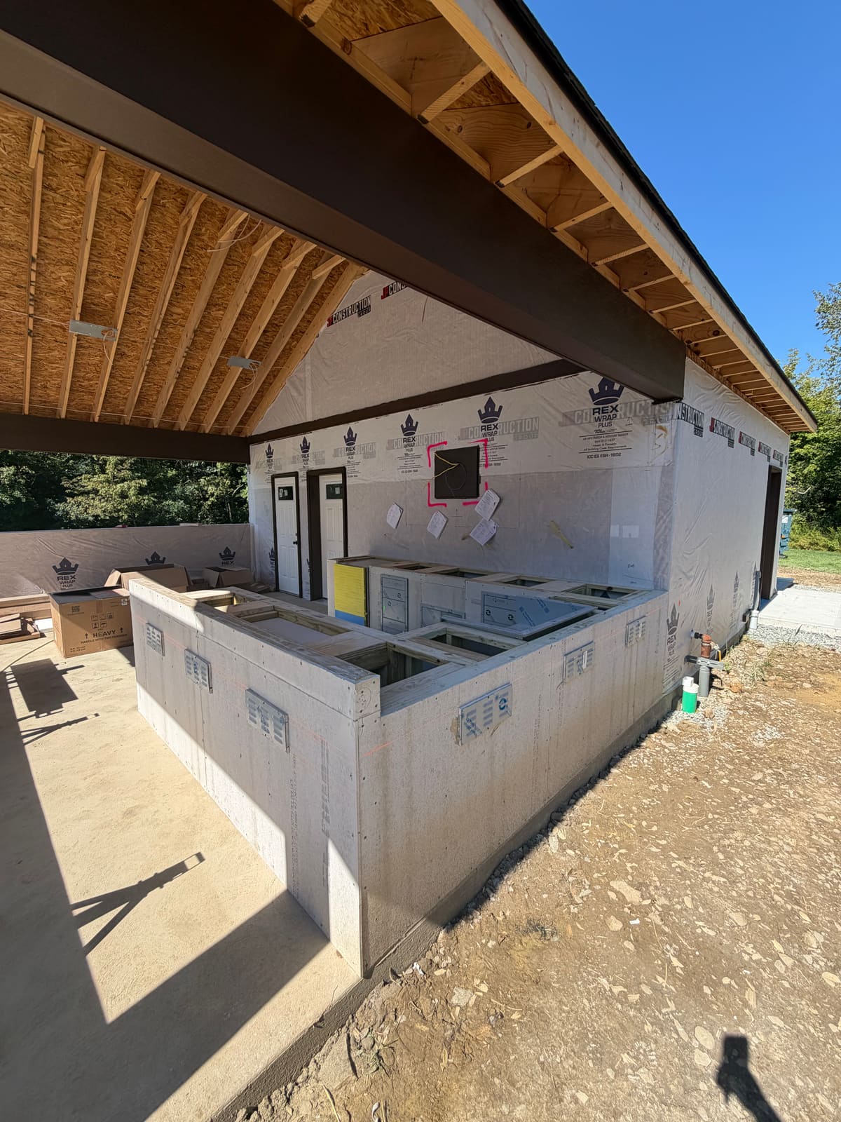 O'Neil Pool House & Garage , photo 5 of 10